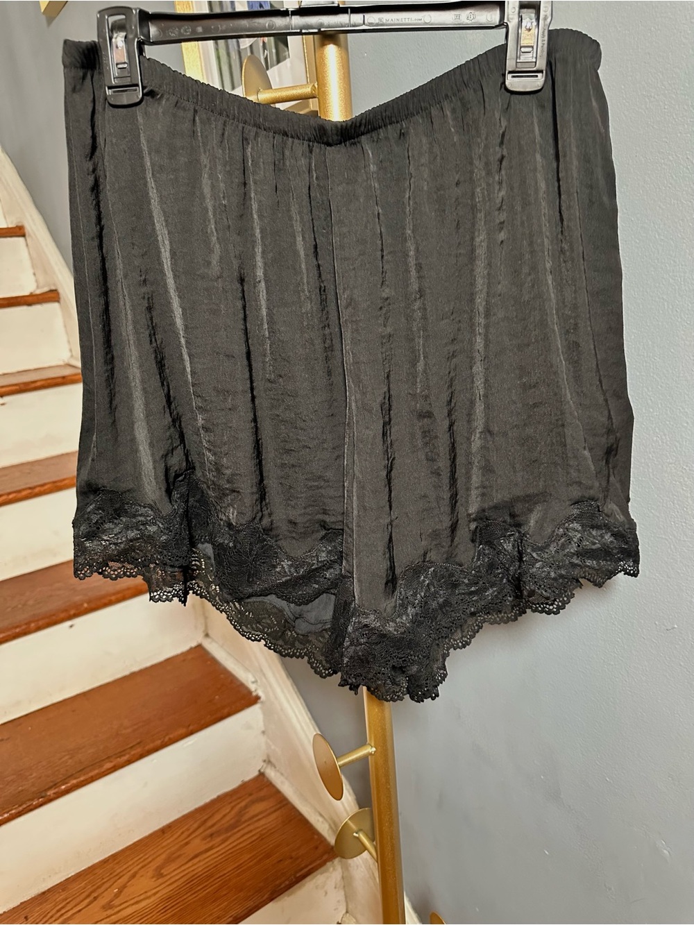 Aerie black lace trim shorts in Large